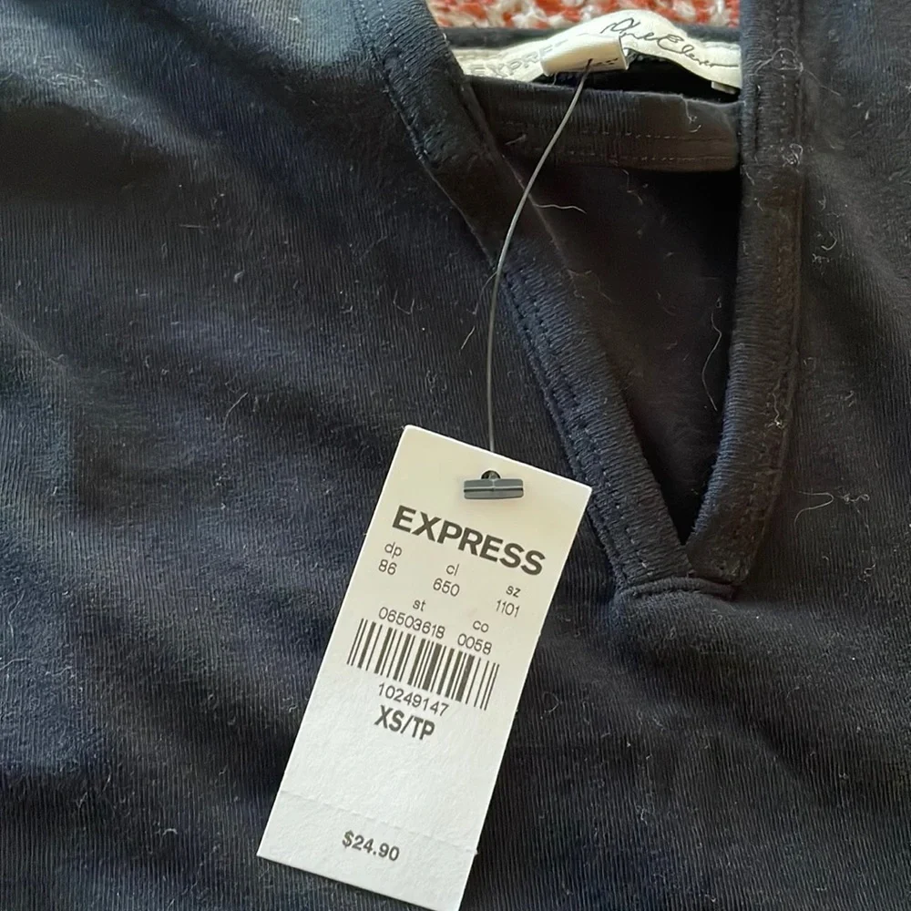 NWT Express Black Thong Bodysuit - Size XS - Picture 3 of 4